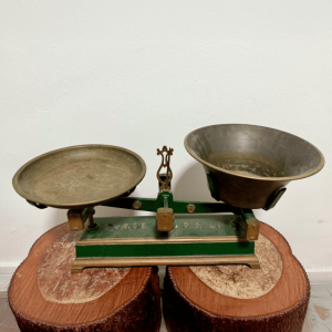 Balanza de Bronce