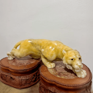 Escultura de Tigre en Alabastro